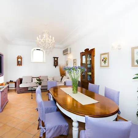 Torre Le Nocelle Sleeps 10 Pool Air Con Wifi Vila Positano