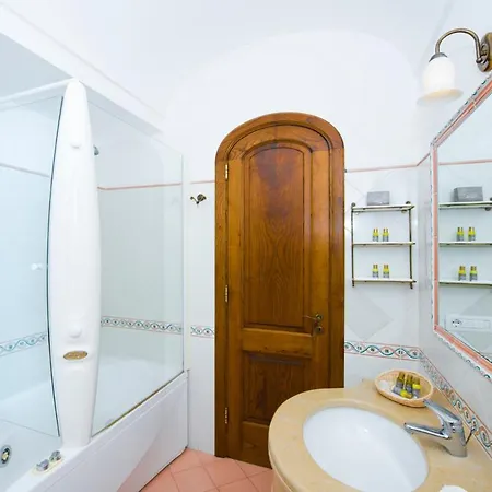 Torre Le Nocelle Sleeps 10 Pool Air Con Wifi