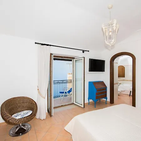 Torre Le Nocelle Sleeps 10 Pool Air Con Wifi *